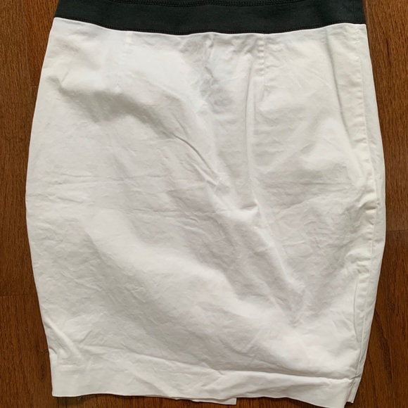 Bebe skirt - Picture 1 of 2